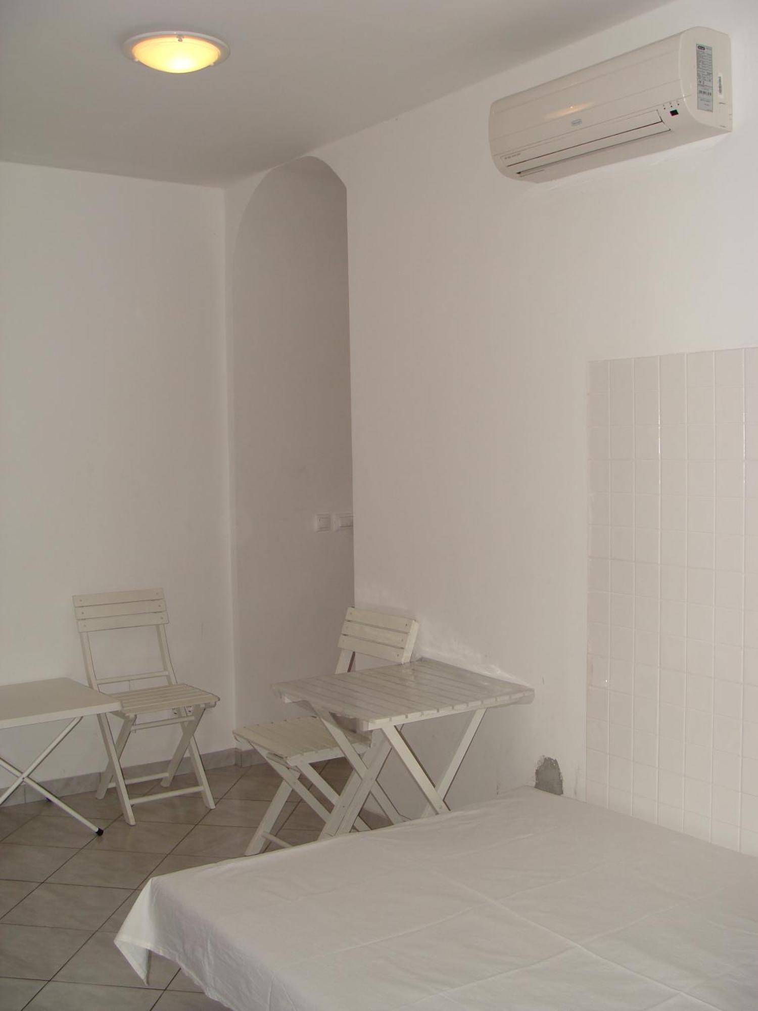 Diocletian Apartments & Rooms Сплит Екстериор снимка