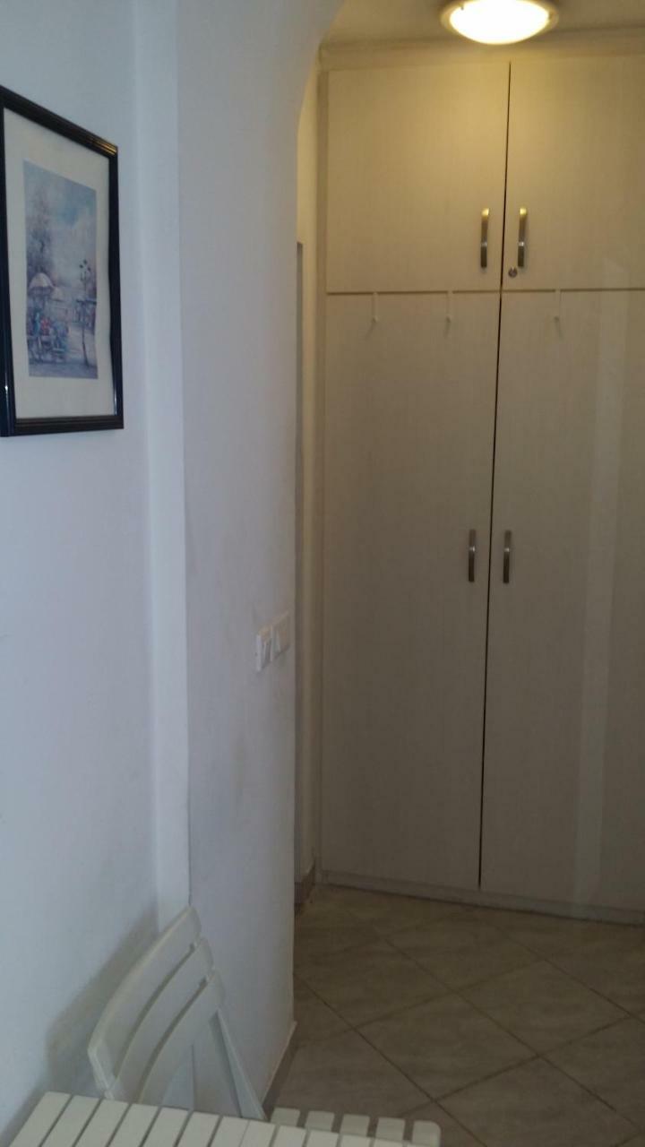 Diocletian Apartments & Rooms Сплит Екстериор снимка